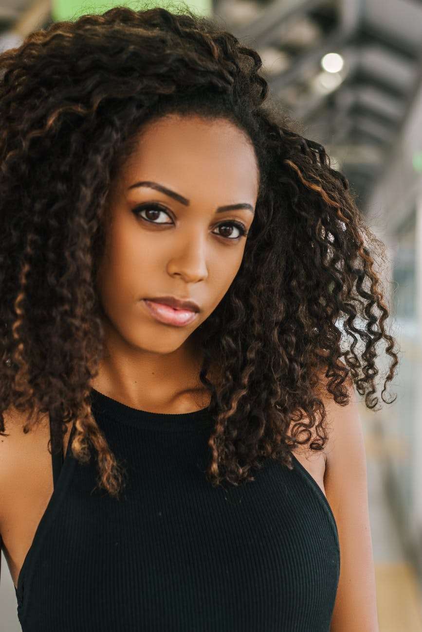 A beautiful lady looking forward 